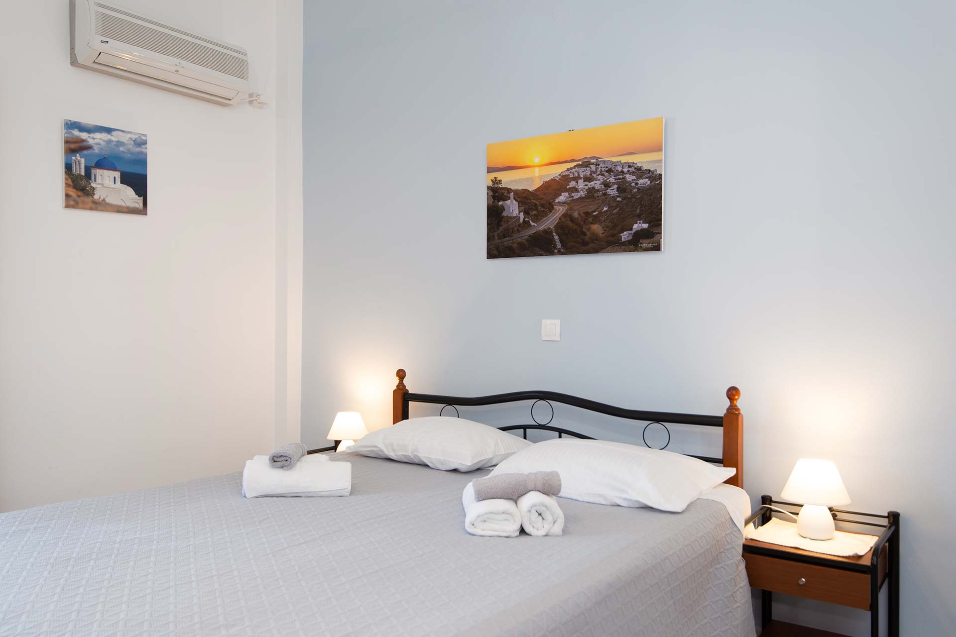 Double rooms in Sifnos