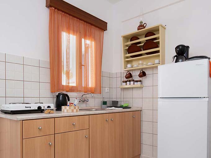 Fully equipped kitchen in the apartment 2